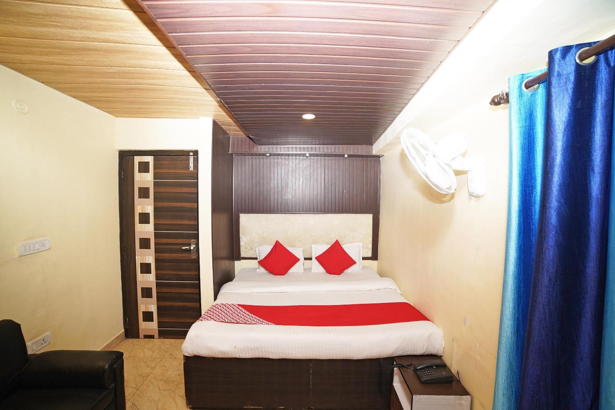Oyo Flagship 8594 Golden Nest Hotel Nainital Buitenkant foto