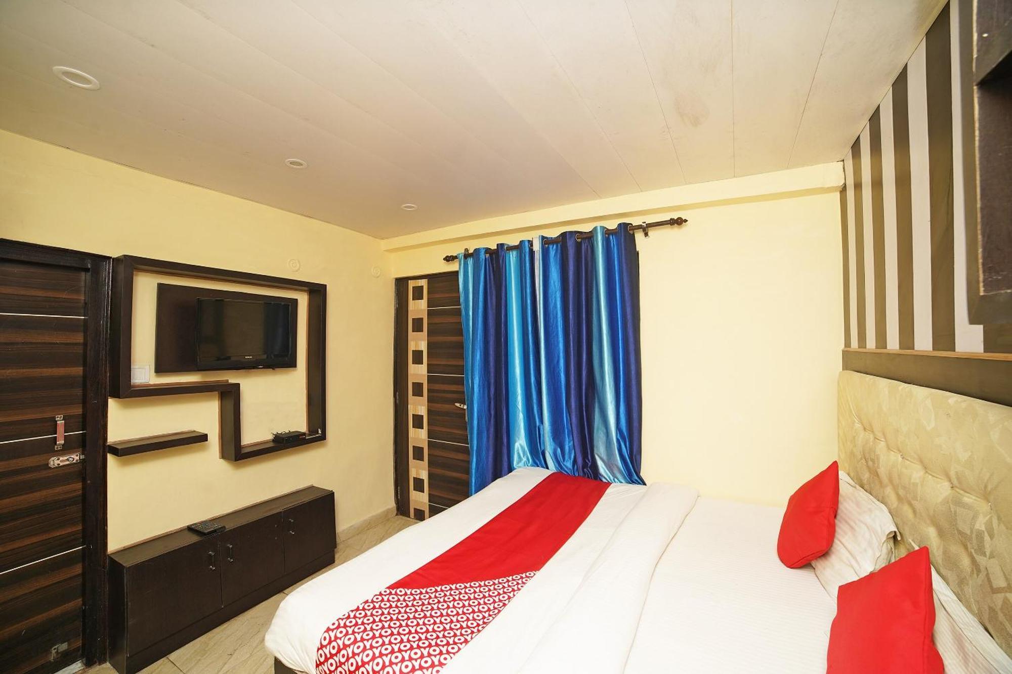 Oyo Flagship 8594 Golden Nest Hotel Nainital Buitenkant foto