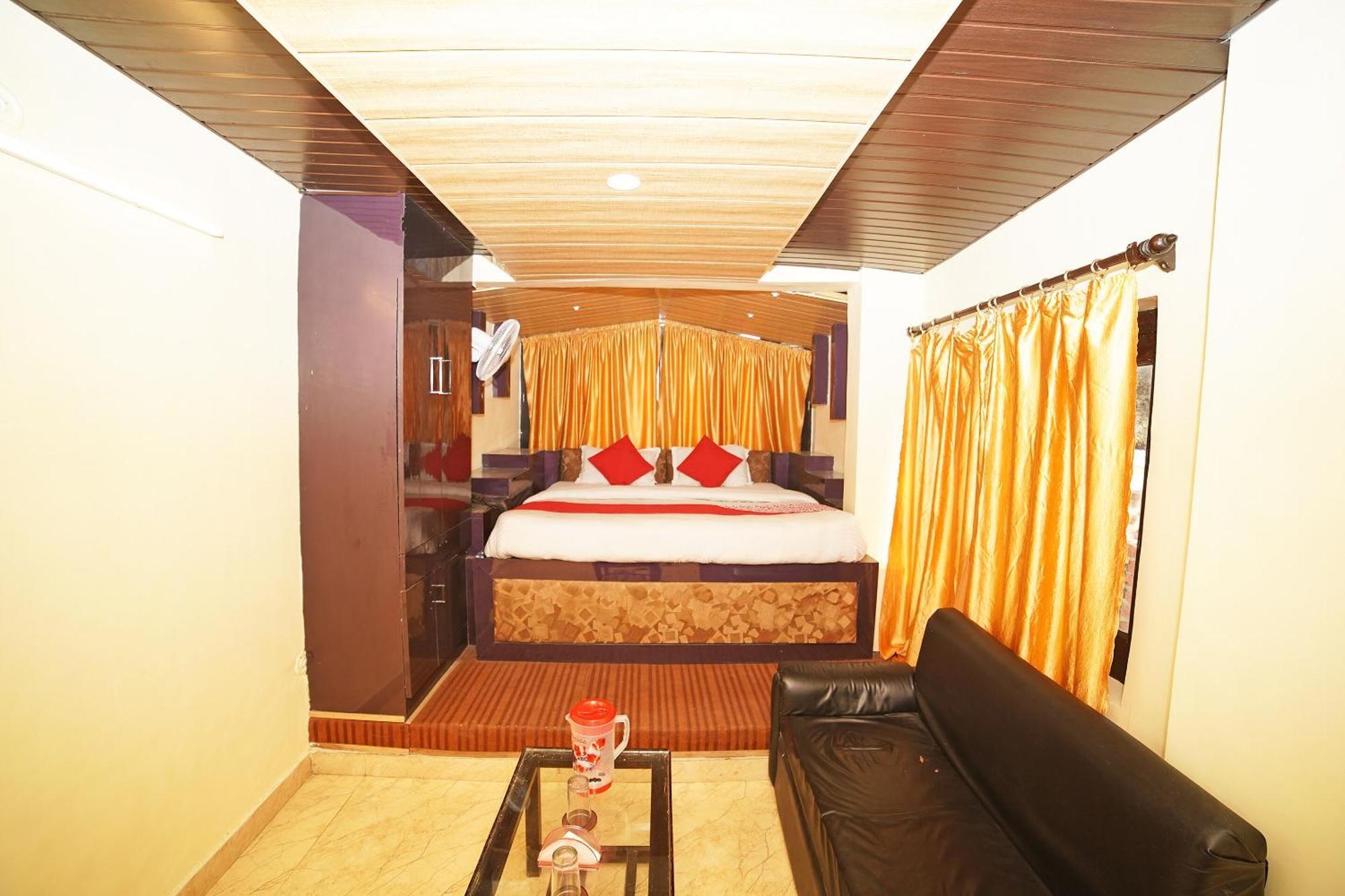 Oyo Flagship 8594 Golden Nest Hotel Nainital Buitenkant foto