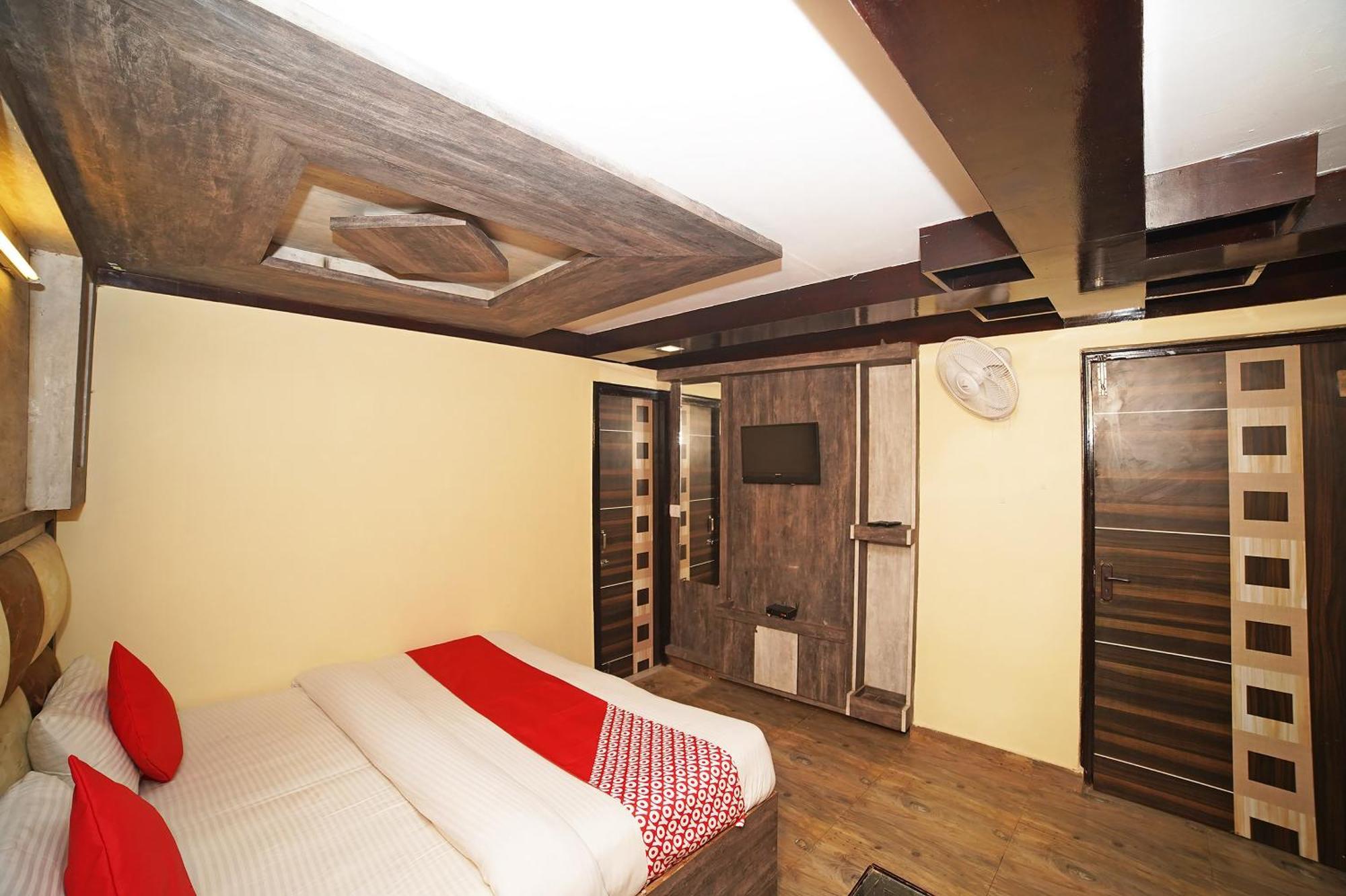 Oyo Flagship 8594 Golden Nest Hotel Nainital Buitenkant foto